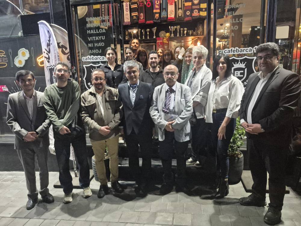 عکس گروهی پایانی نشست